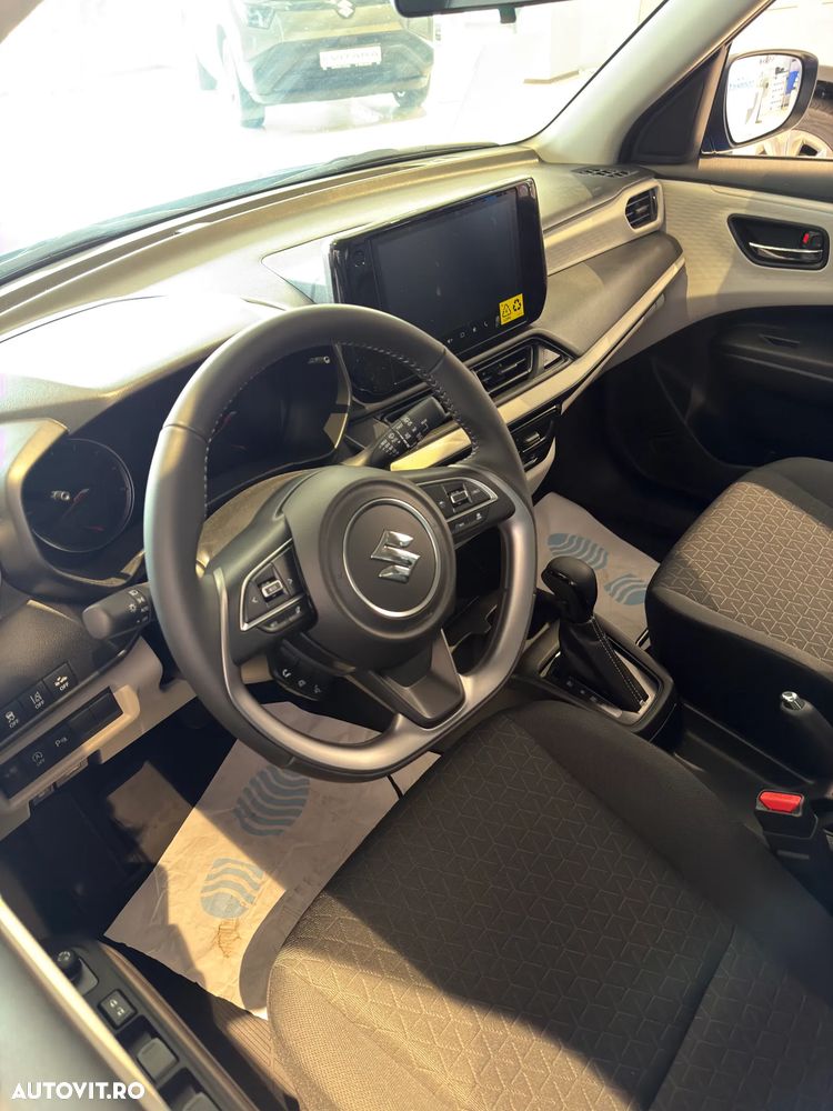 Suzuki Swift 1.2 Dualjet 12V MHEV CVT Passion - 9