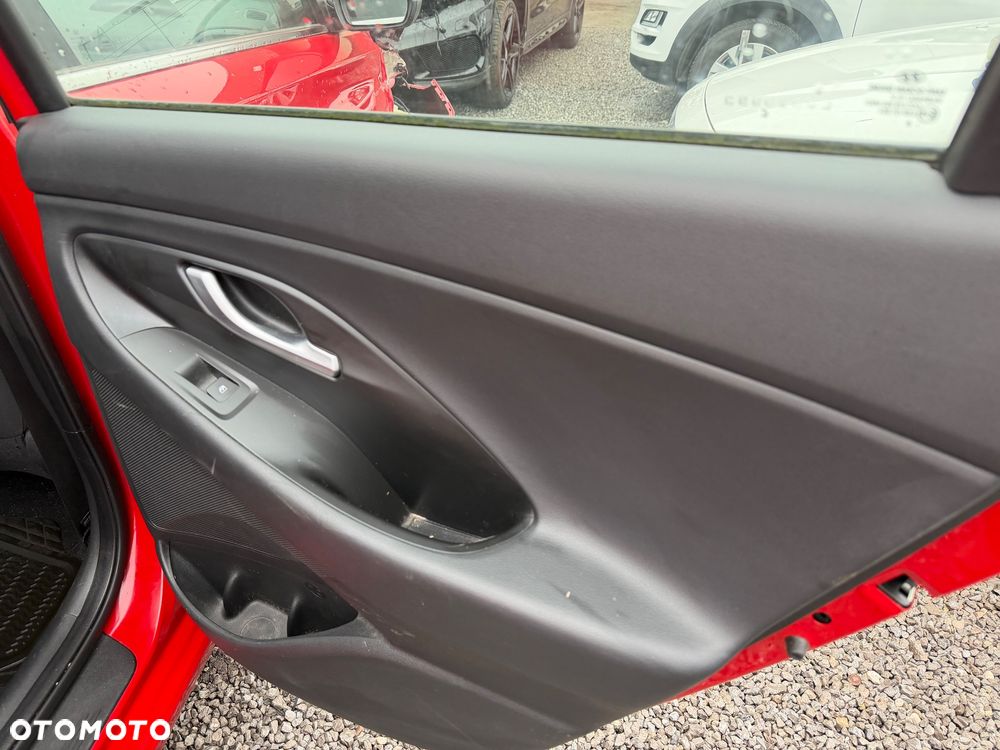 Hyundai i30 - 11