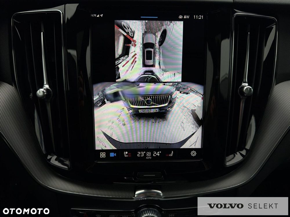 Volvo XC 60 - 22
