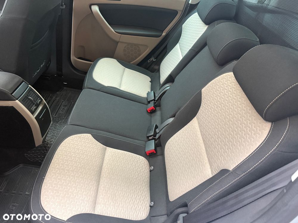 Skoda Yeti 1.8 TSI 4x4 Elegance - 11