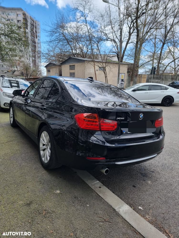 BMW Seria 3 320d xDrive Aut. Modern Line - 2