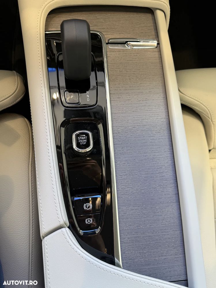 Volvo S90 B5 MHEV AT AWD Core - 17