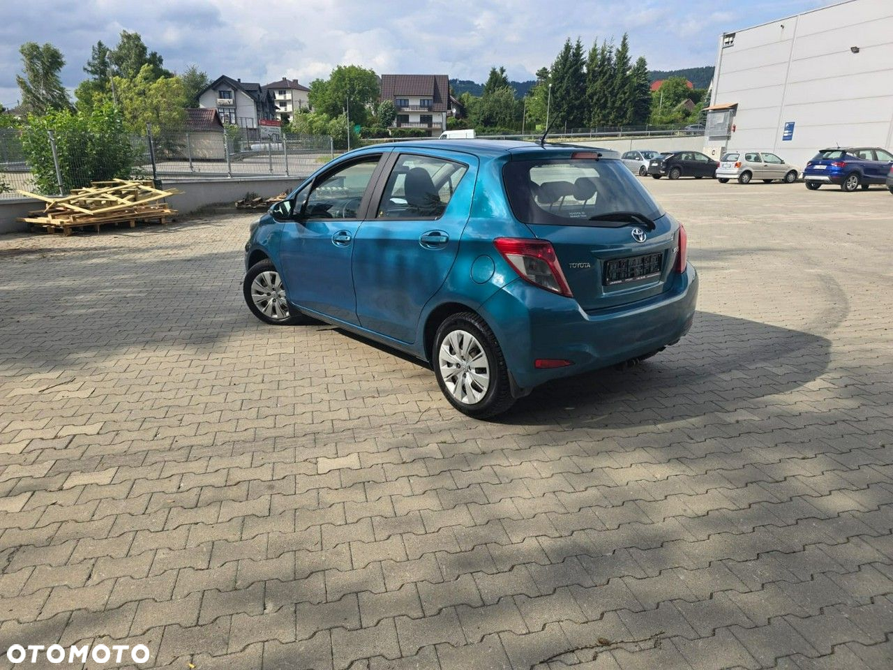 Toyota Yaris - 4