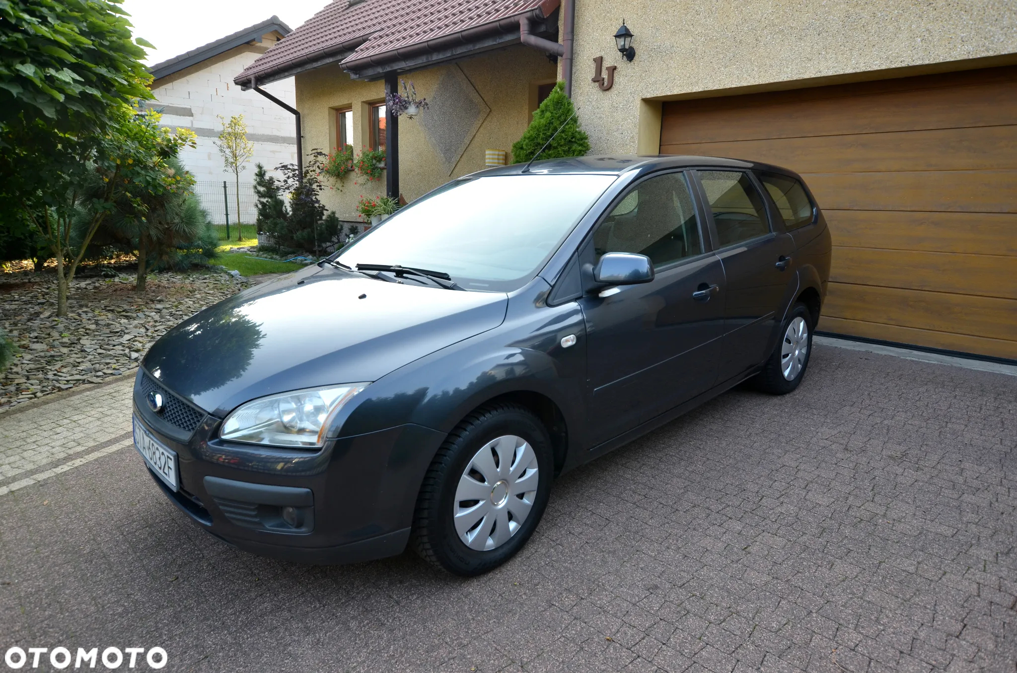 Ford Focus 1.6 16V Fun - 2