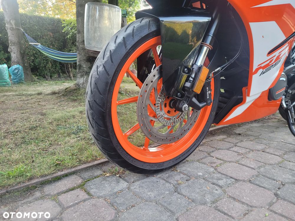 KTM RC 125 - 19