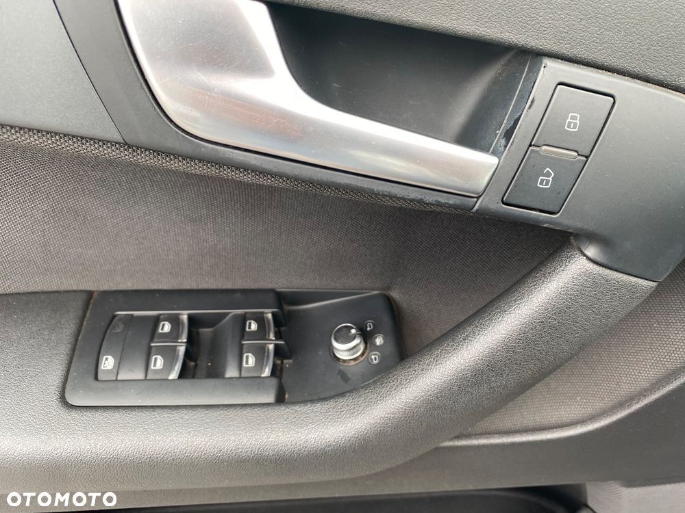 Audi A3 Sportback 2.0 TDI Ambiente - 20