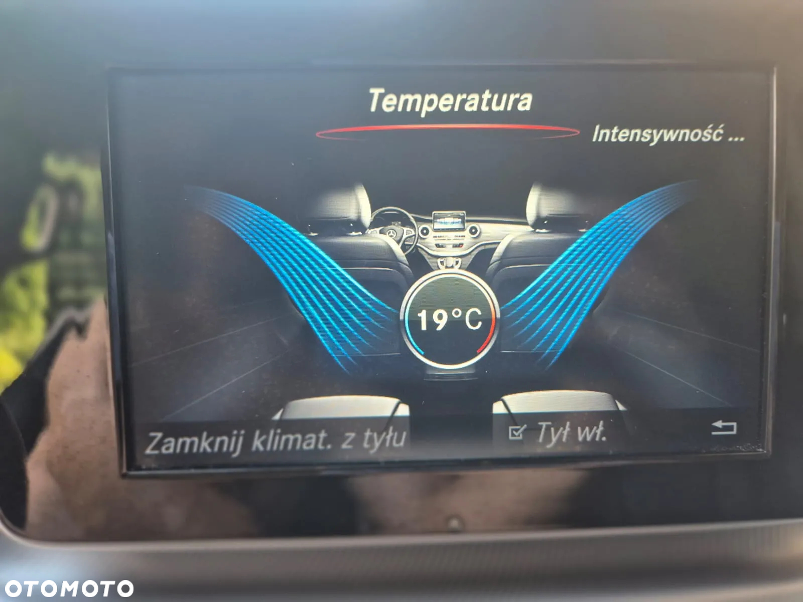 Mercedes-Benz Klasa V 220 CDI Avantgarde 7G-Tronic (d³ugi) - 35