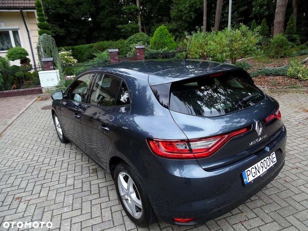 Renault Megane ENERGY TCe 100 PLAY - 9
