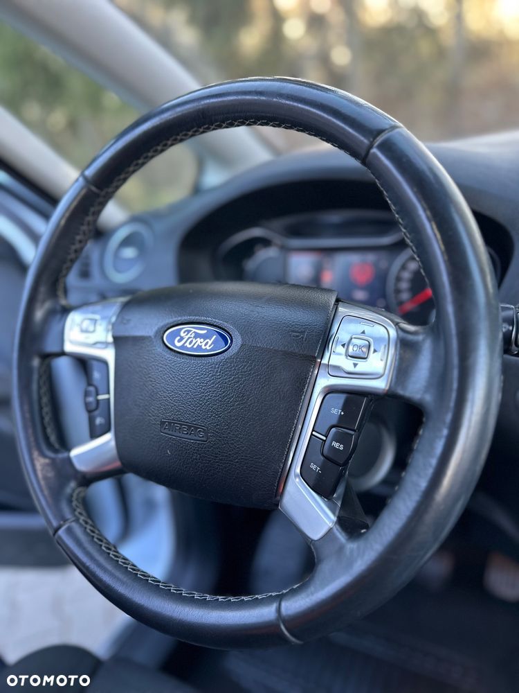 Ford S-Max 2.0 TDCi Titanium - 22