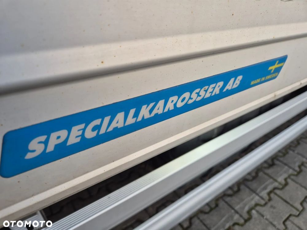 Volvo FL 240 4X2 / 18 EP / CHŁODNIA / SKAB / MITSUBISHI / 2 KOMORY / MOŻLIWOŚĆ USUNIĘCIA ŚCIANEK / 1 WŁ / NIE PICOWANY / OKAZJA! / MODEL 2017 / EURO 6 - 14