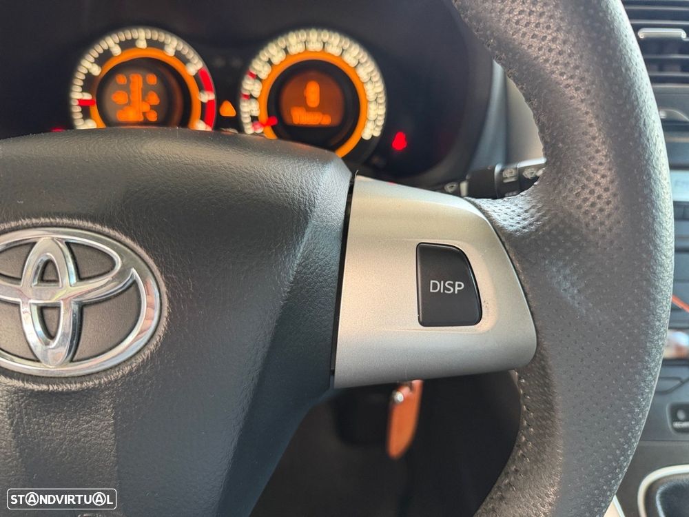 Toyota Auris 1.33 VVT-i Comfort+J16 - 14