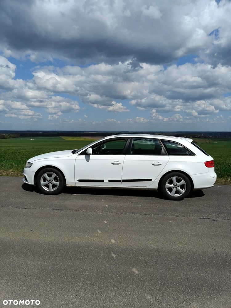 Audi A4 Avant 2.0 TDI - 8