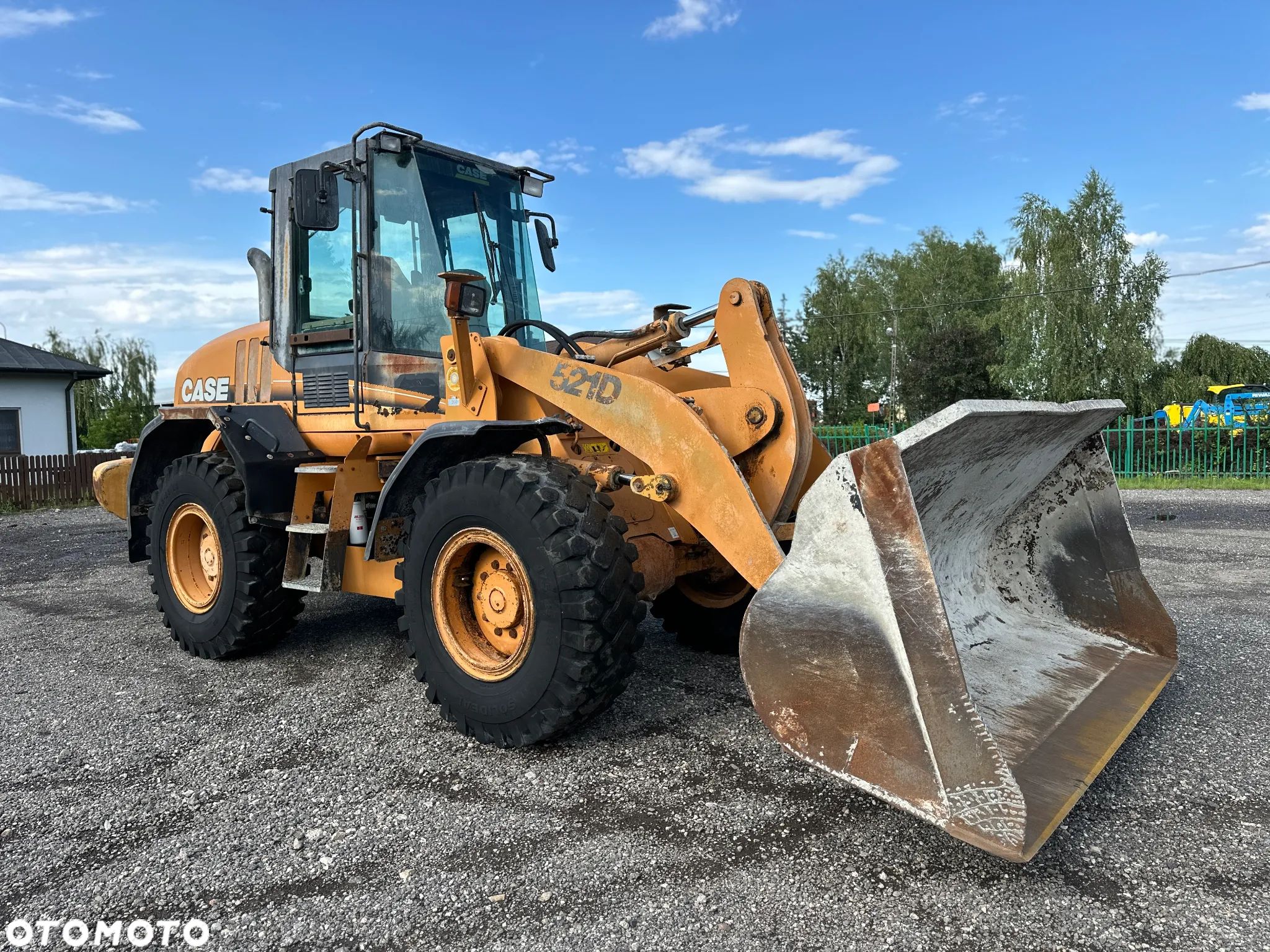 Case 521D - 1