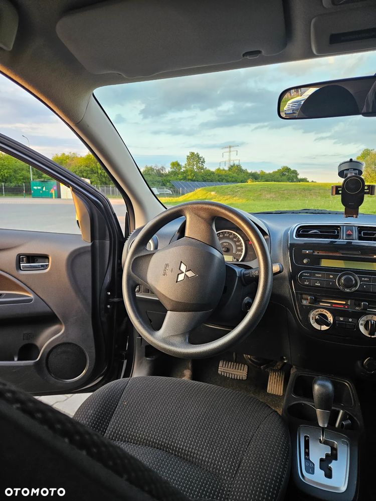 Mitsubishi Space Star 1.2 Invite CVT - 16