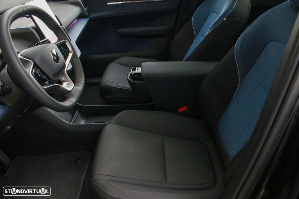 Volvo EX30 69 kWh Single Motor Extended Range Plus - 31