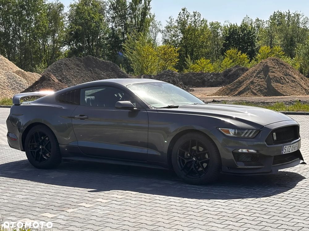 Ford Mustang 3.7 V6 - 12