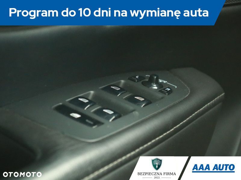 Volvo V90 Cross Country - 20