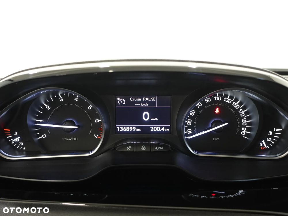 Peugeot 208 82 VTI Active - 36