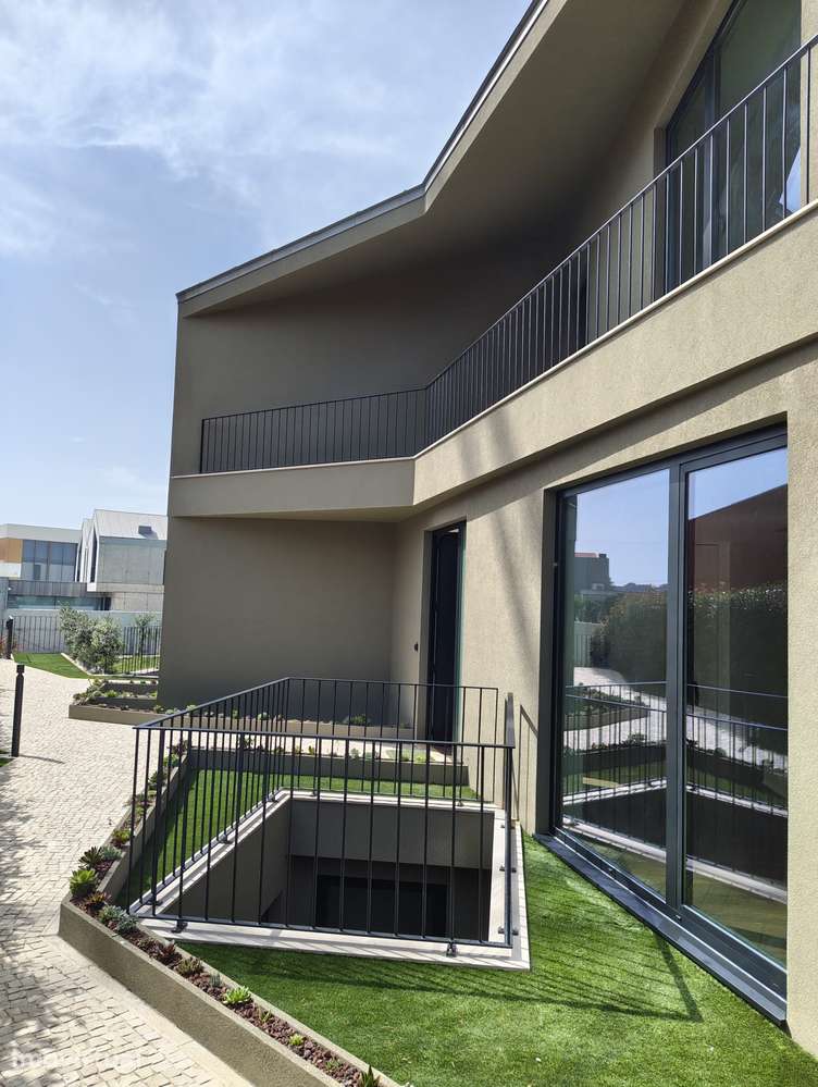 Moradia T4 nova com piscina em Canidelo - Grande imagem: 2/58