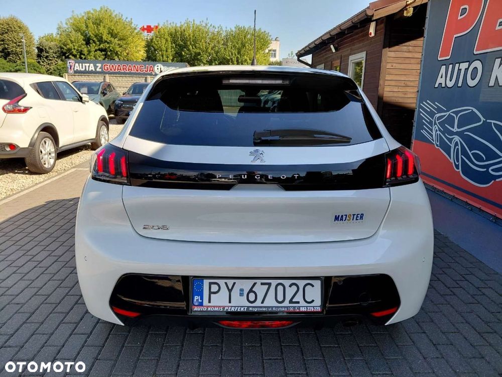Peugeot 208 - 7