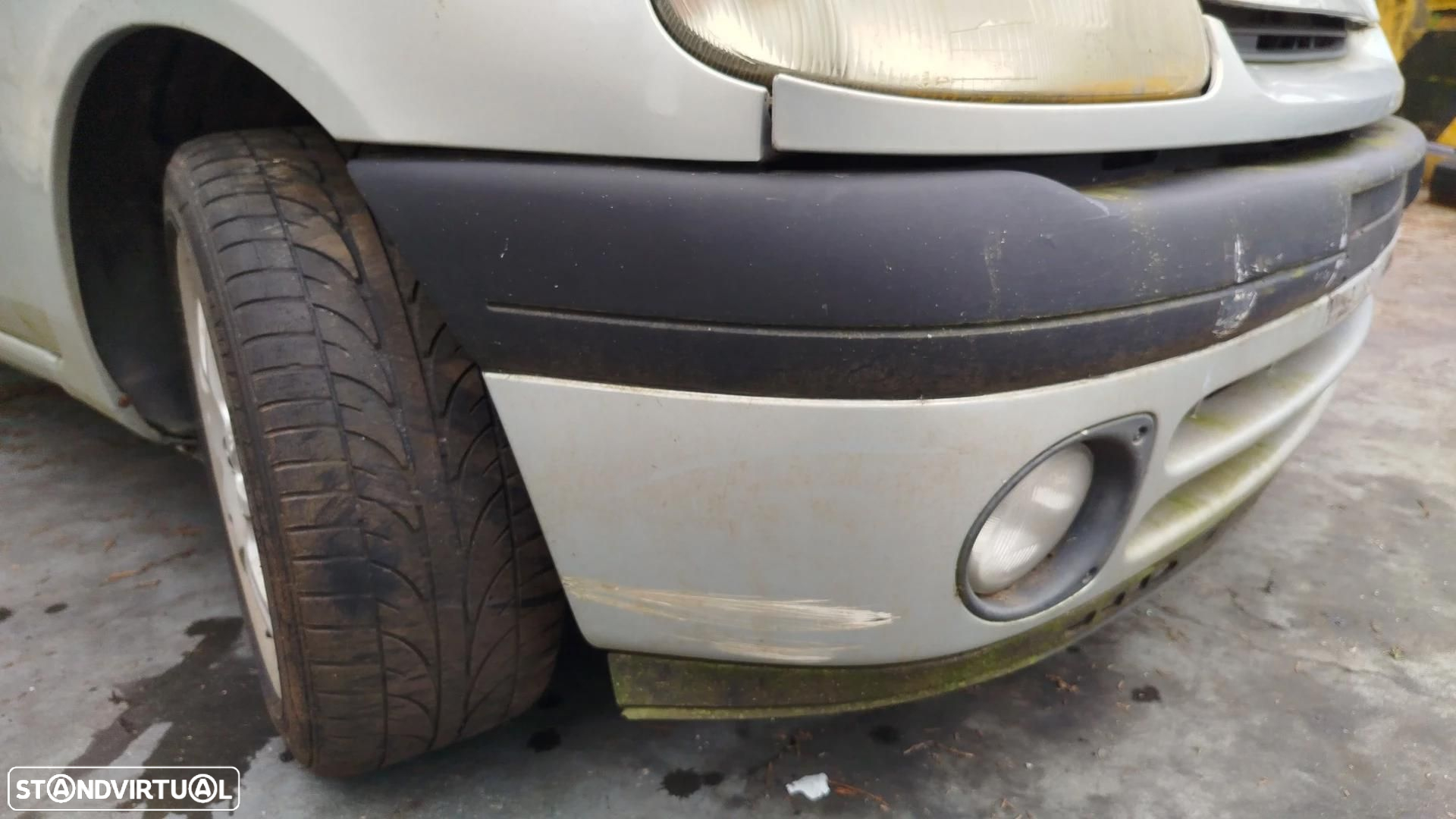 Pára-choques frente RENAULT Clio II (BB0/1/2_, CB0/1/2_) - 4