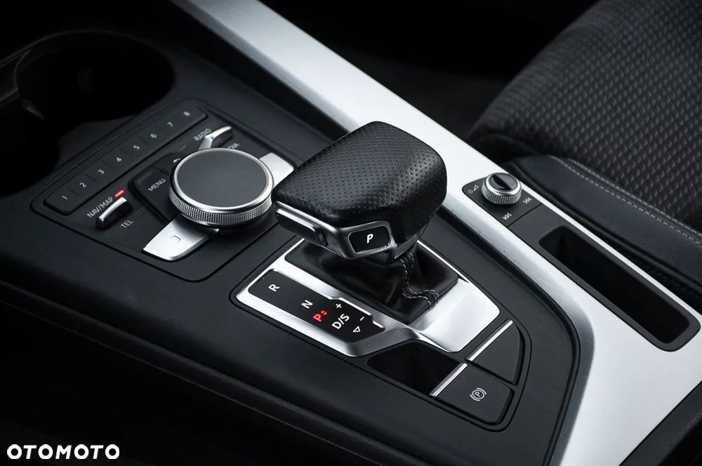 Audi A4 Avant 40 TDI S tronic S line - 37