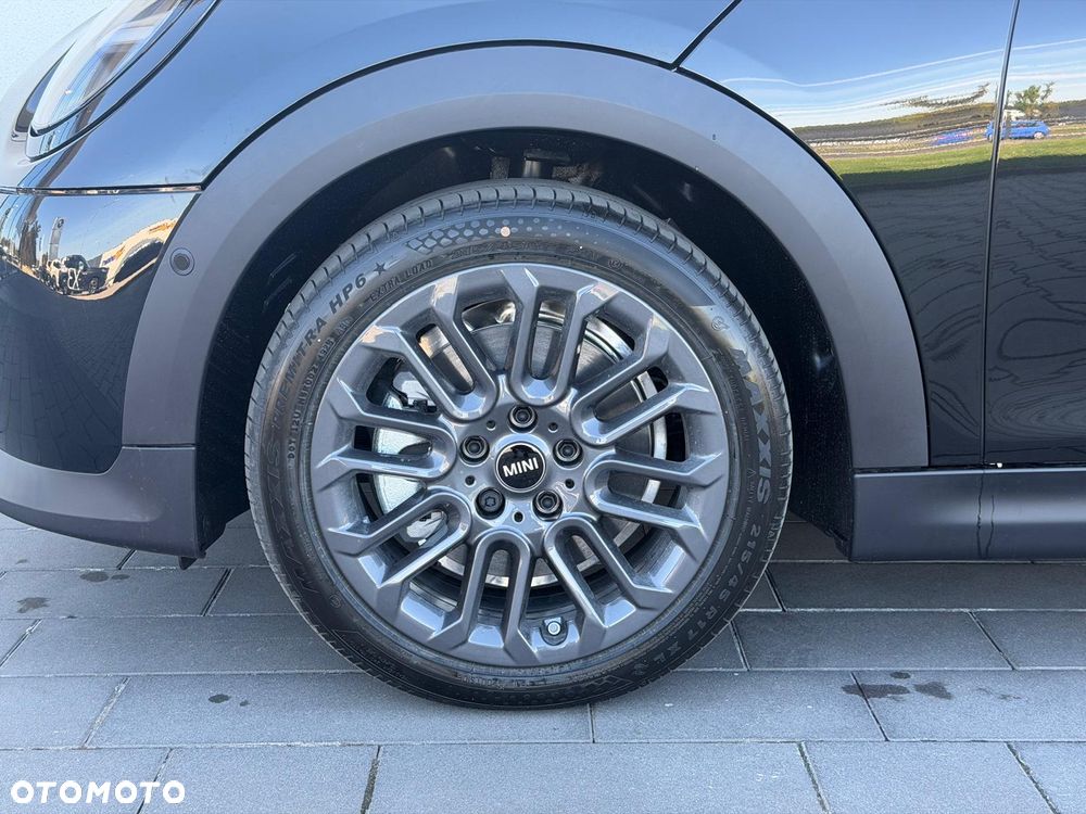 MINI Cooper C Blackyard - 4