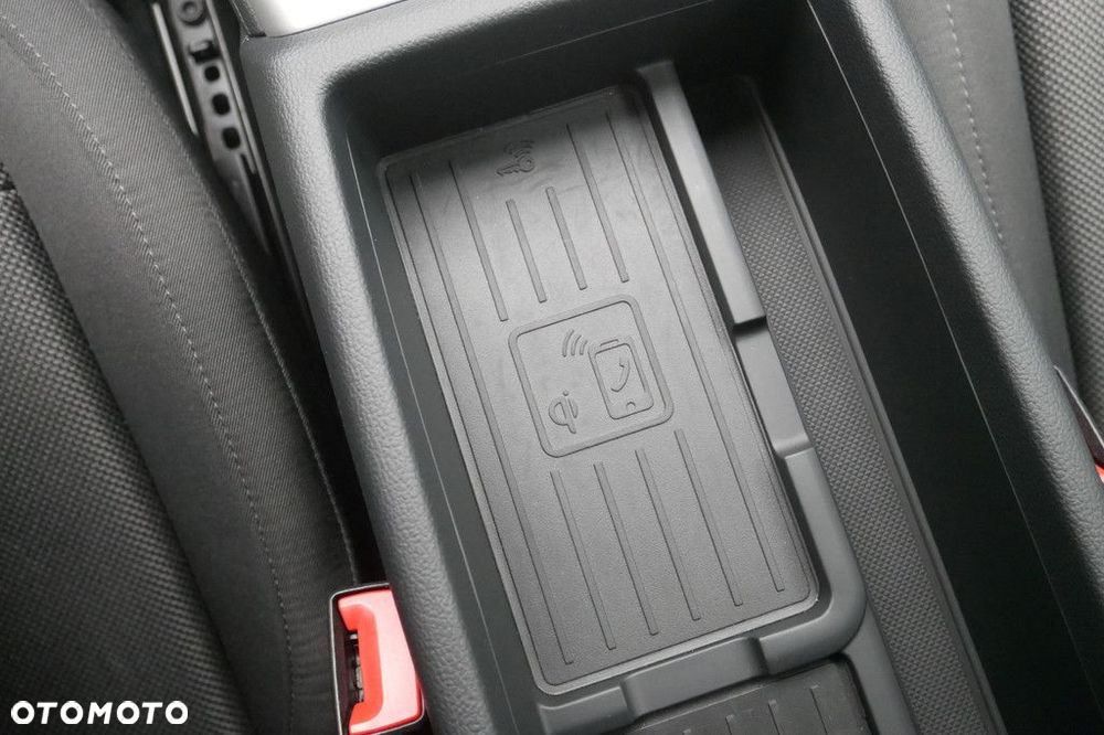 Audi A4 Limousine - 21