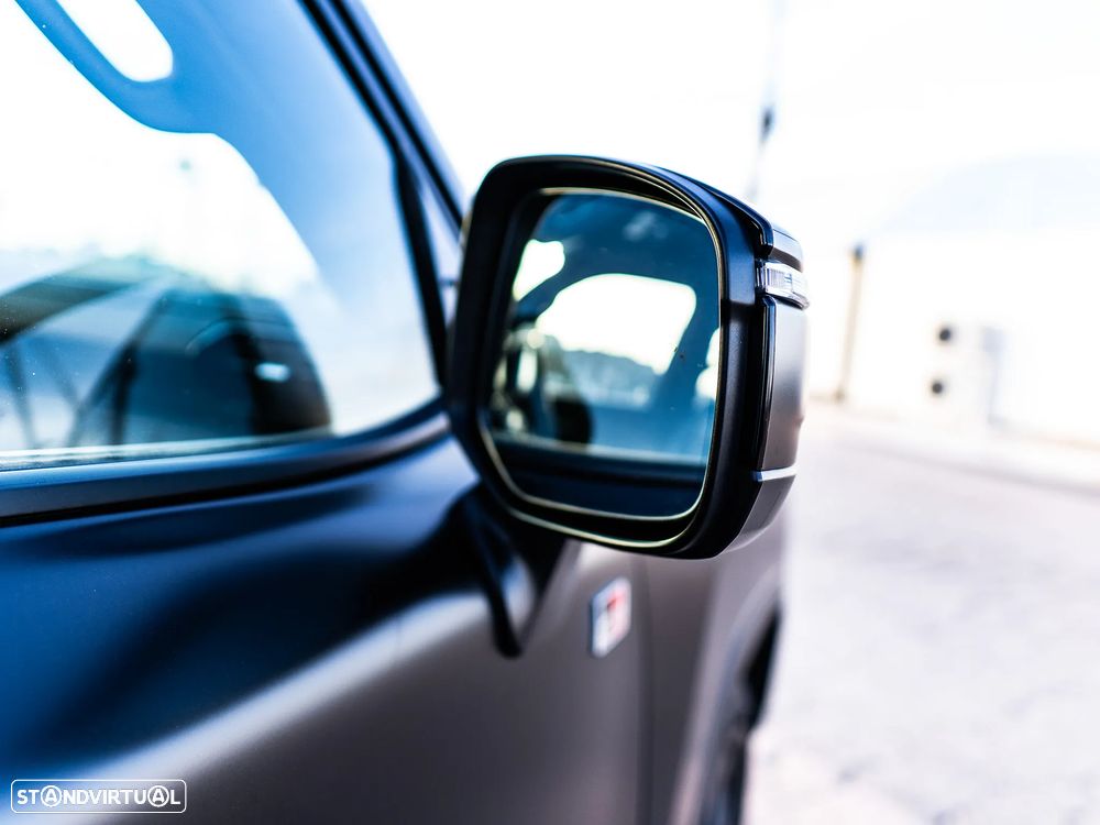 Toyota Land Cruiser - 13