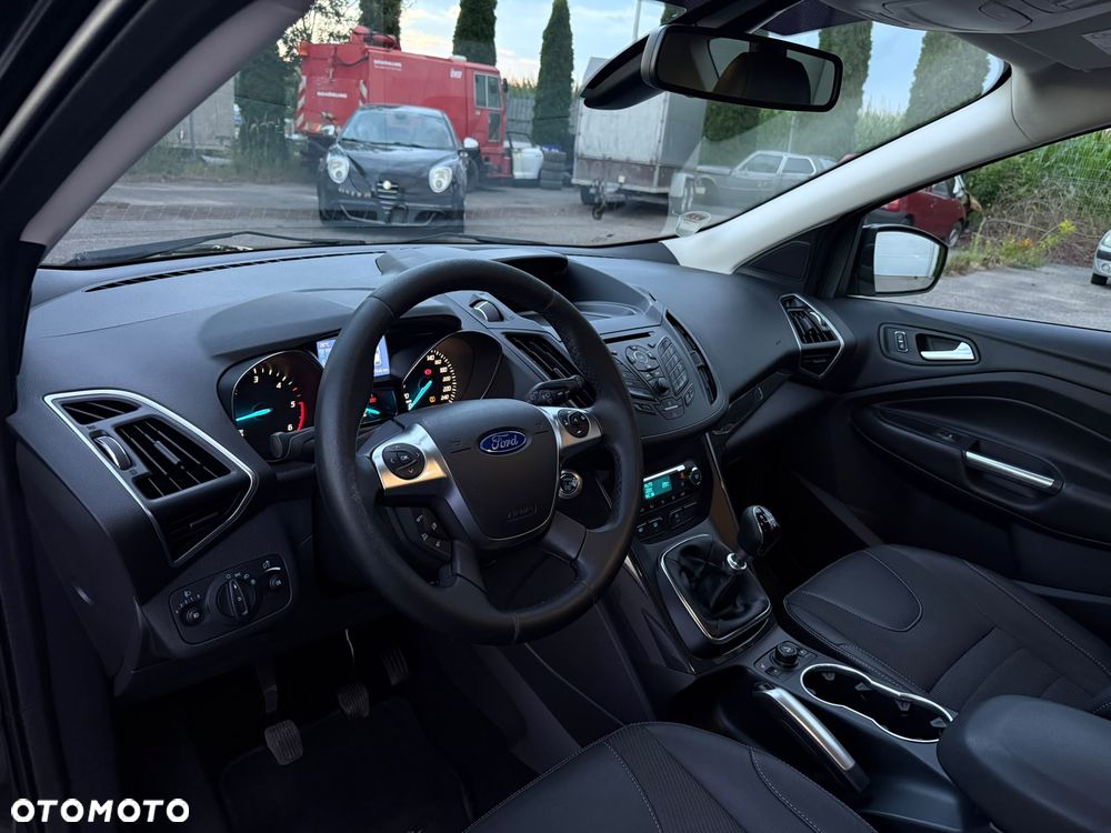 Ford Kuga 2.0 TDCi 2x4 Trend - 15