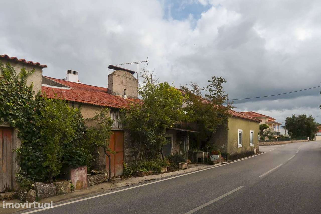 Moradia para recuperação - Zambujal - Ourém - Grande imagem: 4/5