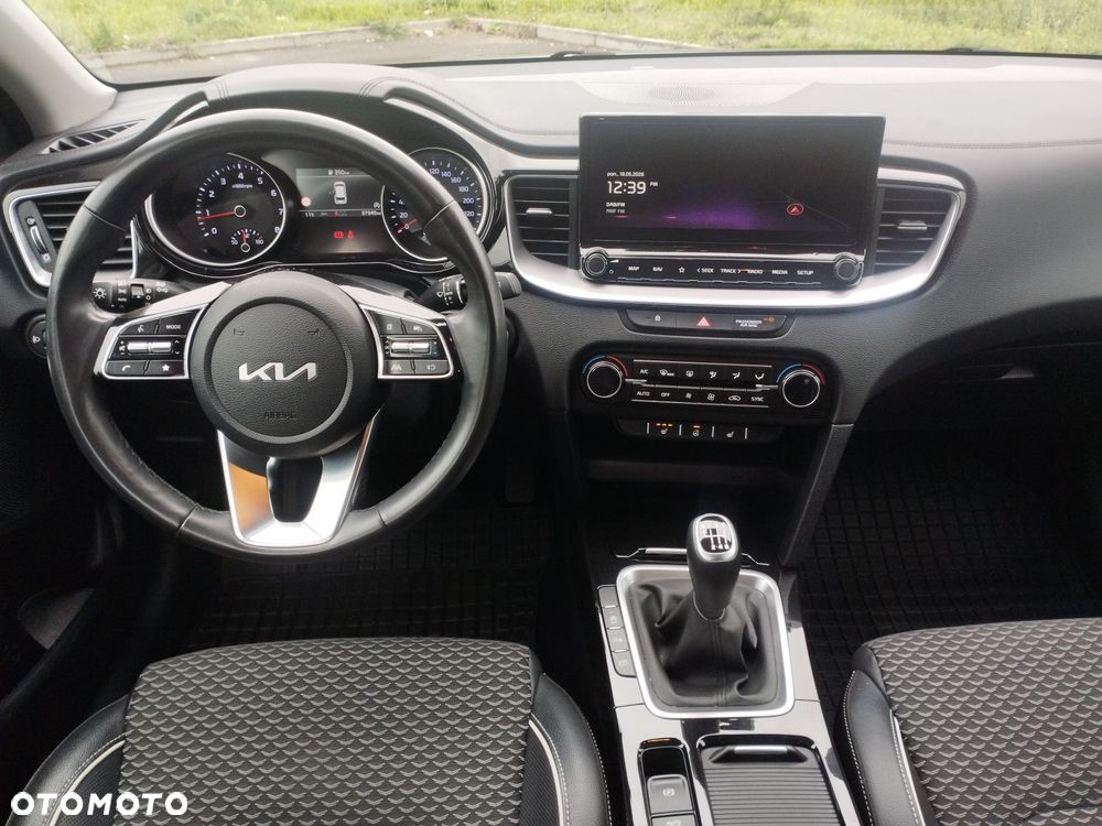 Kia Ceed 1.5 T-GDI Tribute - 13