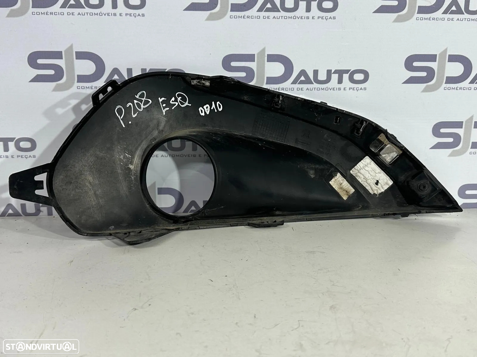 Grelha Farol Nevoeiro Esquerda - Peugeot 208 (2018) - 3