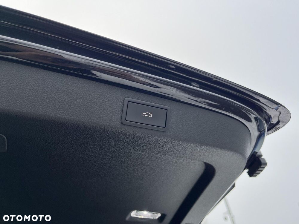 Skoda Superb 2.0 TDI SCR Style DSG - 10