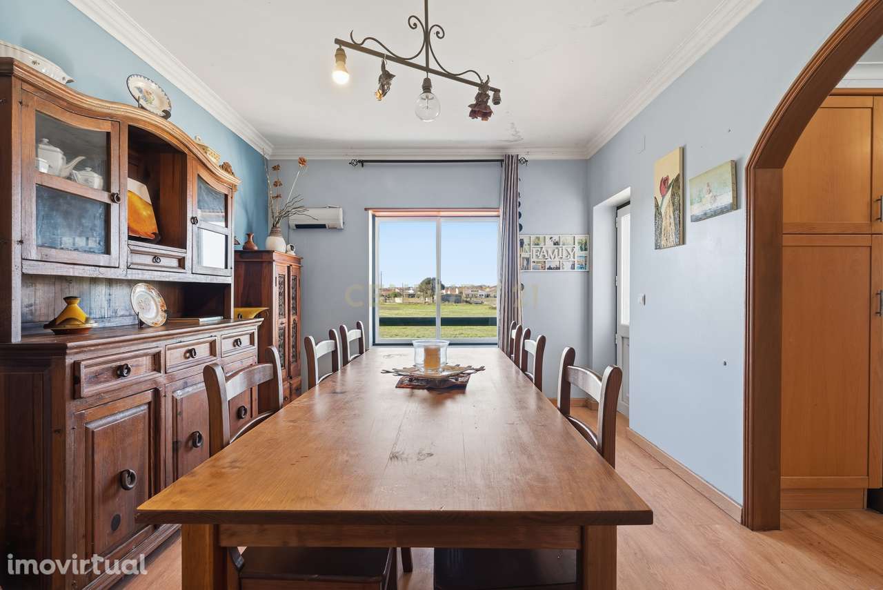 Moradia T3 com piscina e vista campo em Localização Privilegiada - Grande imagem: 5/36