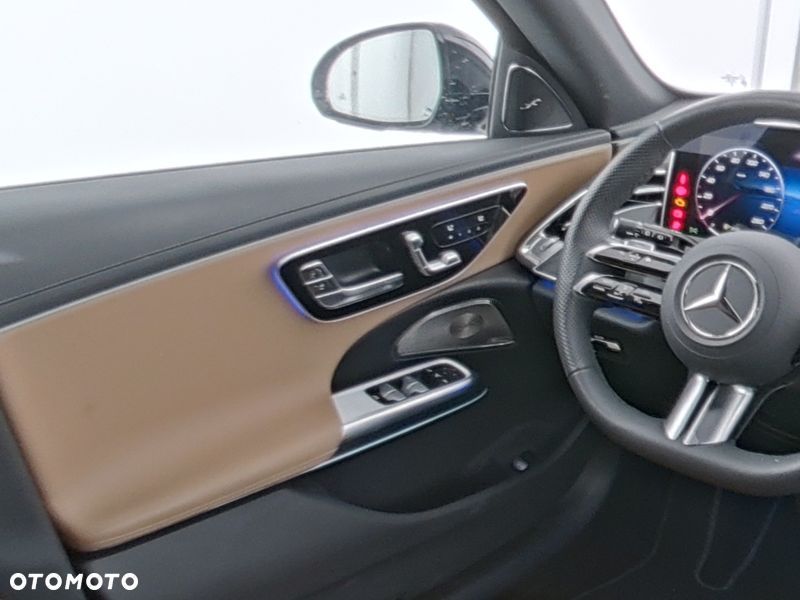 Mercedes-Benz Klasa E 300 de PHEV 4-Matic AMG 9G-Tronic - 7