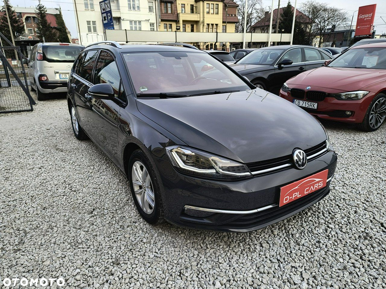 Volkswagen Golf 2.0 BlueTDI DSG Highline - 4