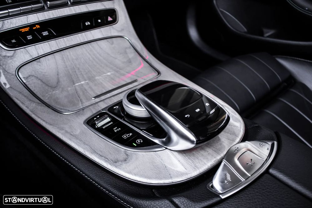 Mercedes-Benz E 200 Aut. - 22