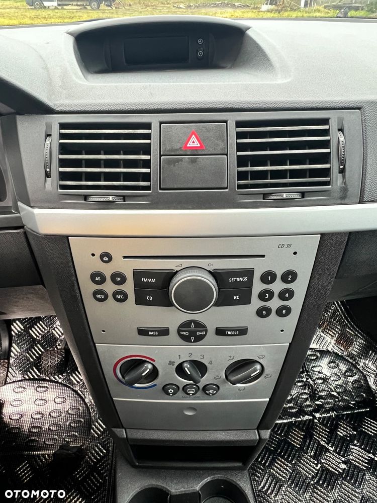 Opel Meriva - 10