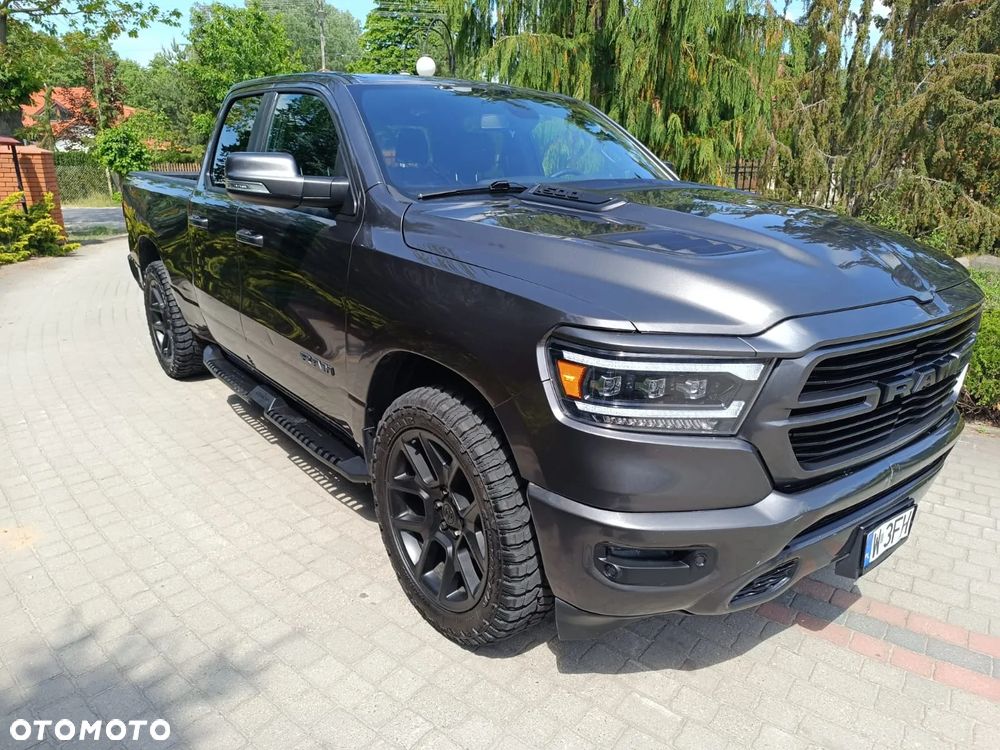 RAM 1500 5.7 Crew Cab Longbed Laramie Sport - 2