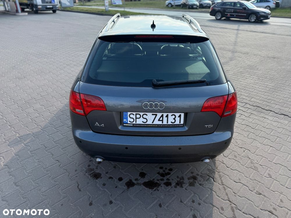 Audi A4 Avant 3.0 TDI quattro - 8