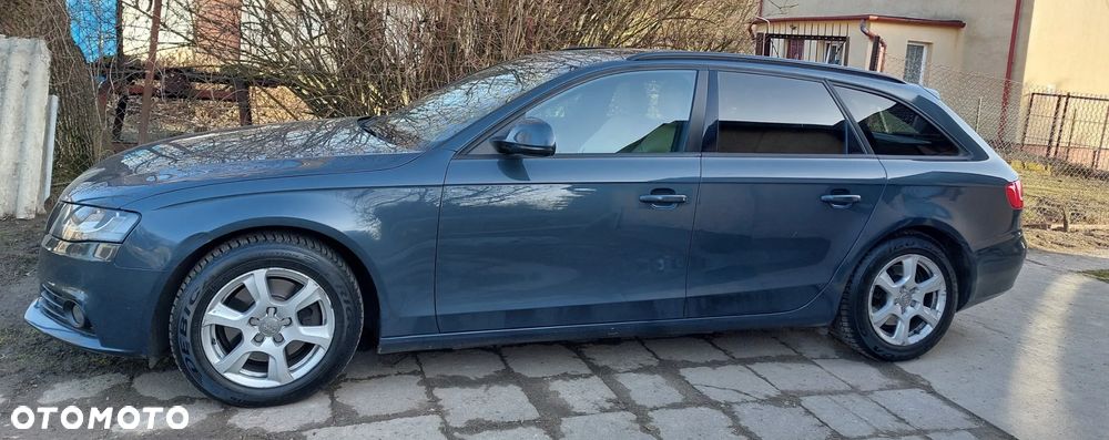 Audi A4 Avant 2.0 TDI e DPF Ambiente - 3
