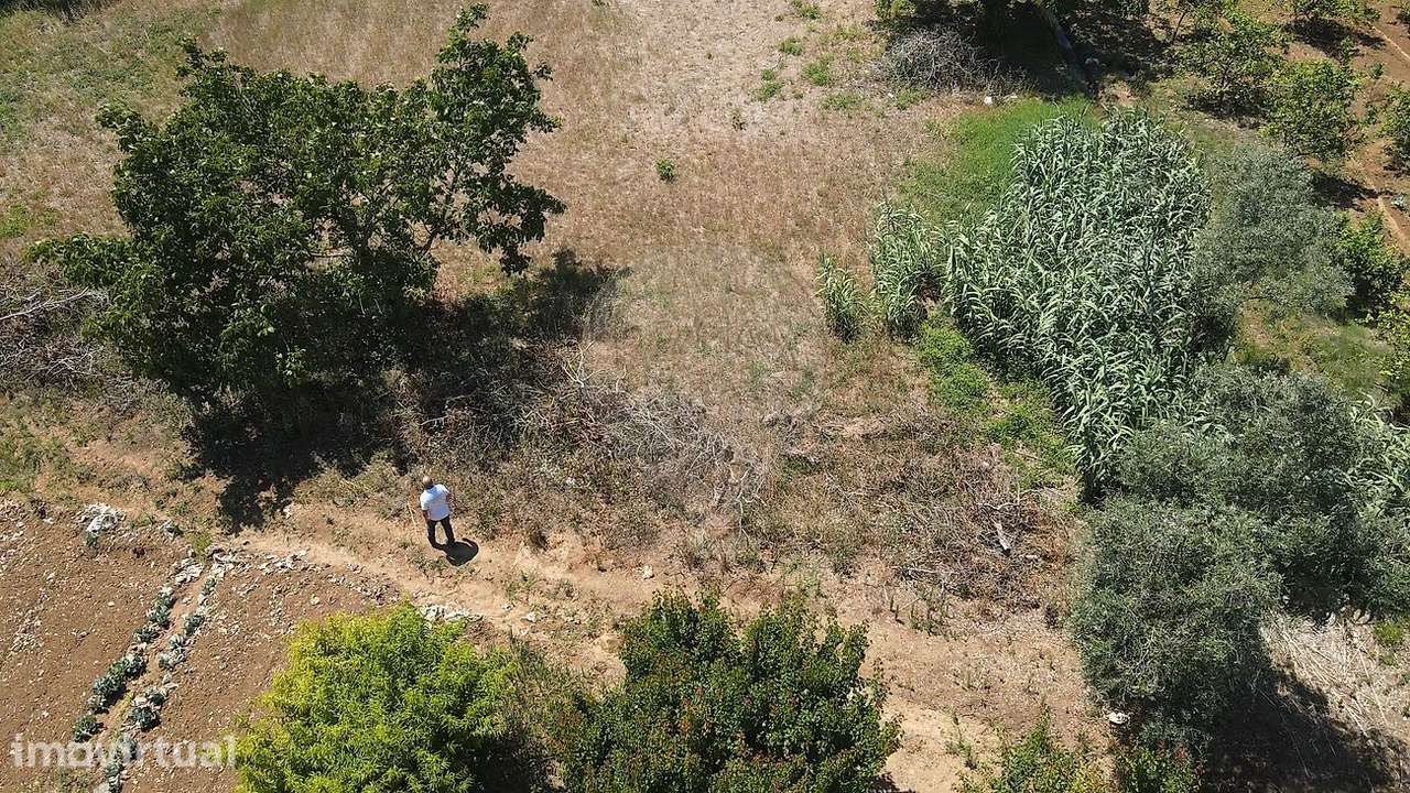 Terreno  para venda - Grande imagem: 2/4