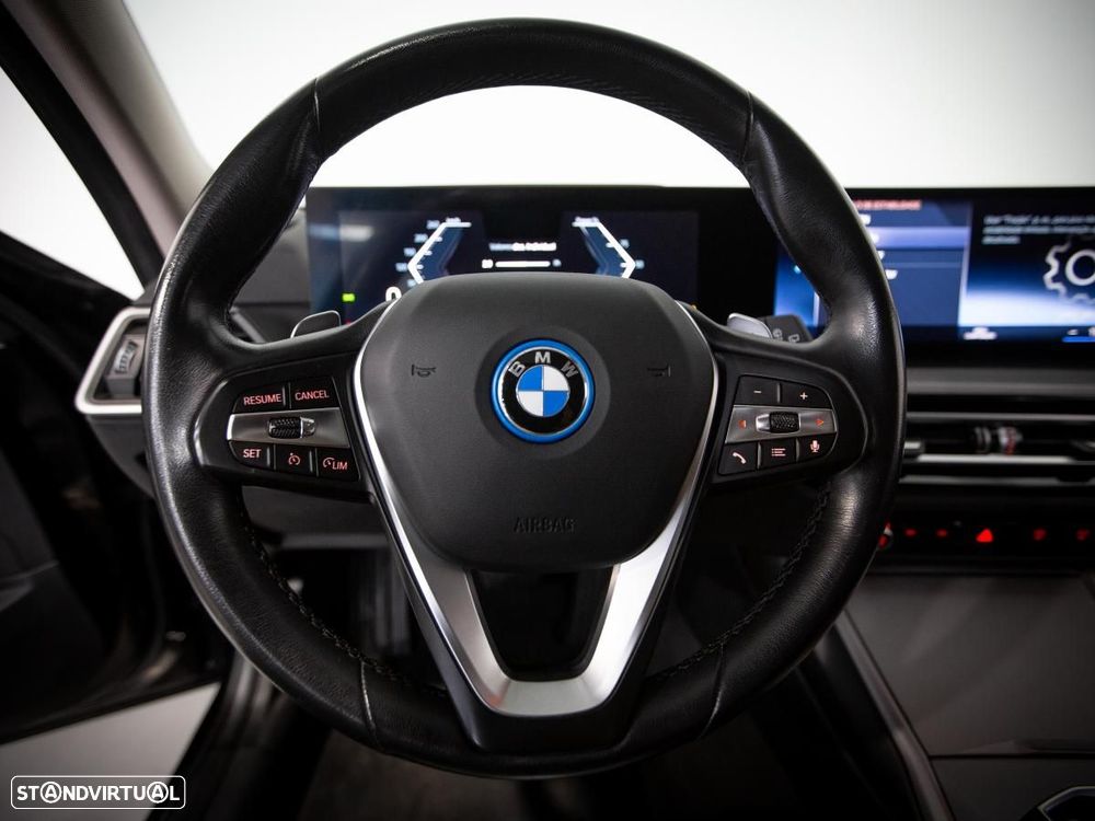 BMW 320 e Touring Auto - 14