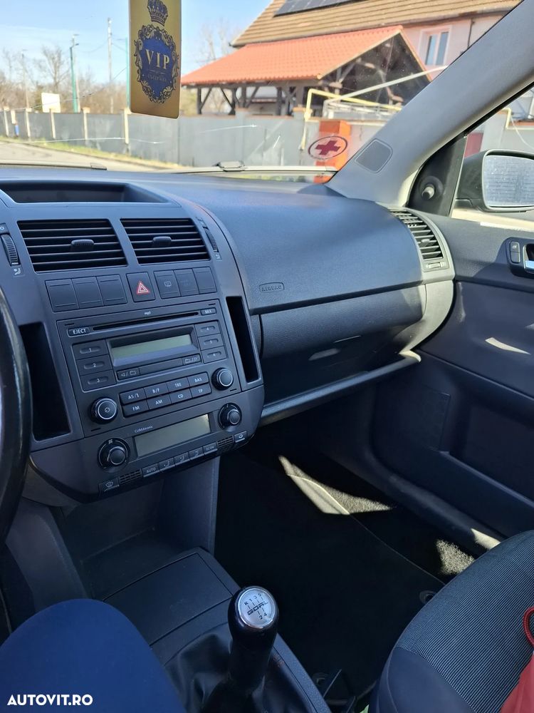Volkswagen Polo - 10