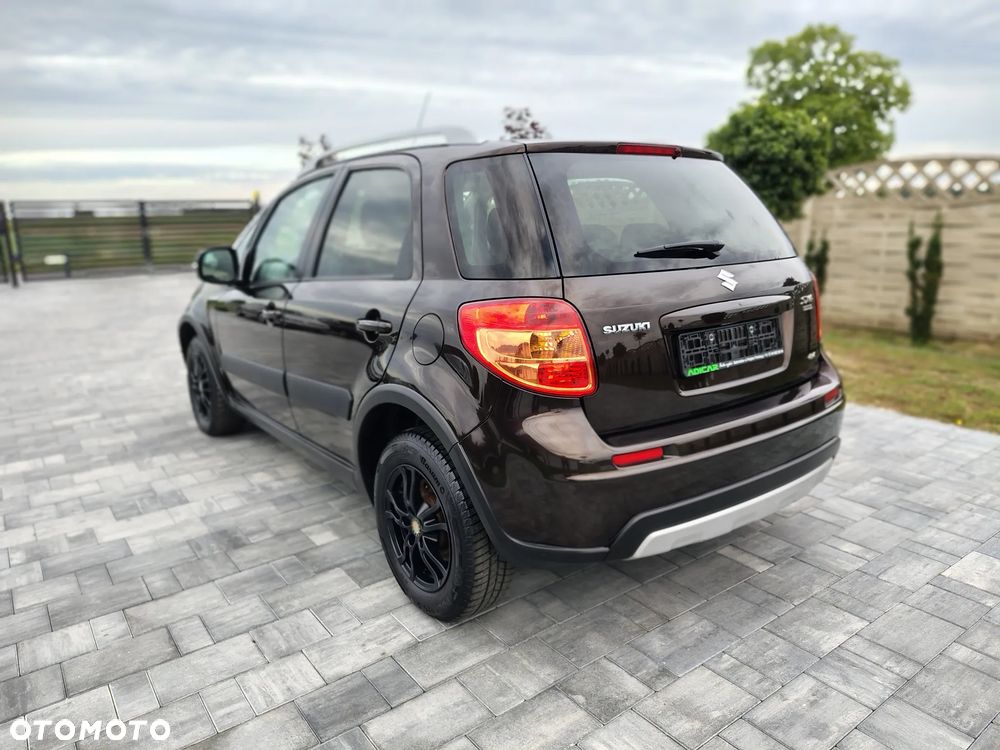 Suzuki SX4 2.0 DDiS 4x4 Limited - 10