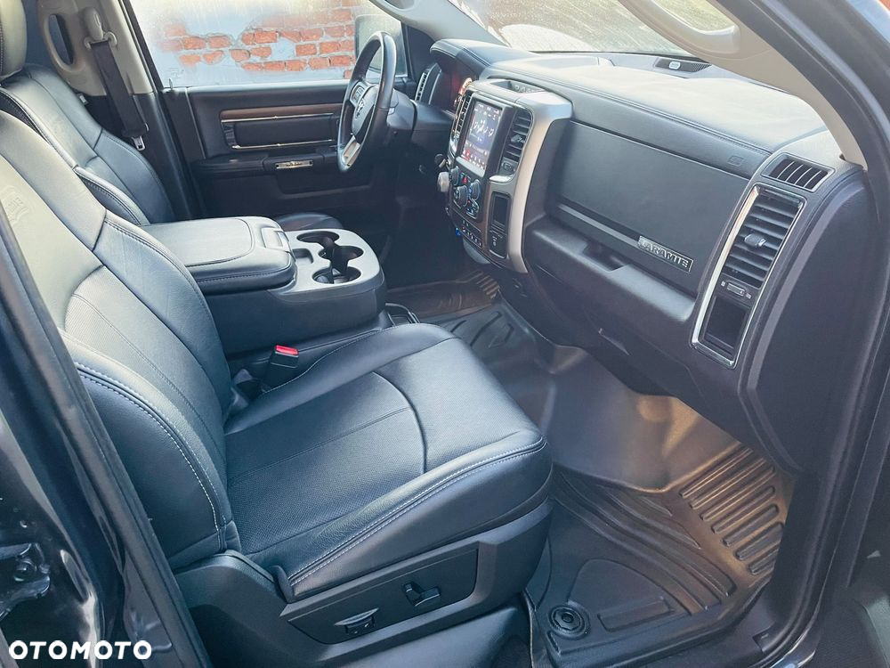RAM 1500 Crew Cab Laramie - 10