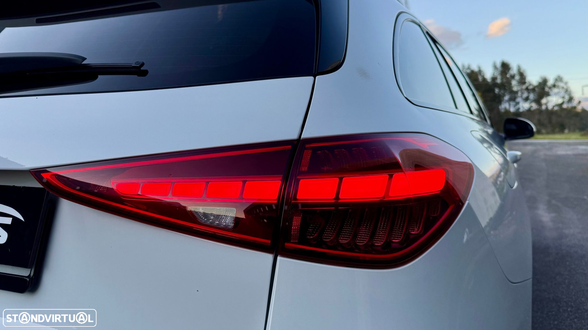 Mercedes-Benz C 300 e AMG Line - 20
