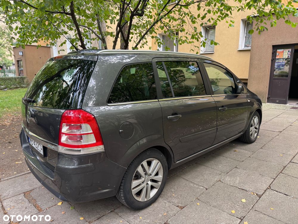 Opel Zafira 1.7 CDTI Cosmo EU5 - 10