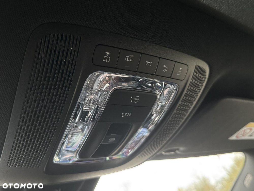 Mercedes-Benz EQA 250 66.5kWh Electric Art - 24